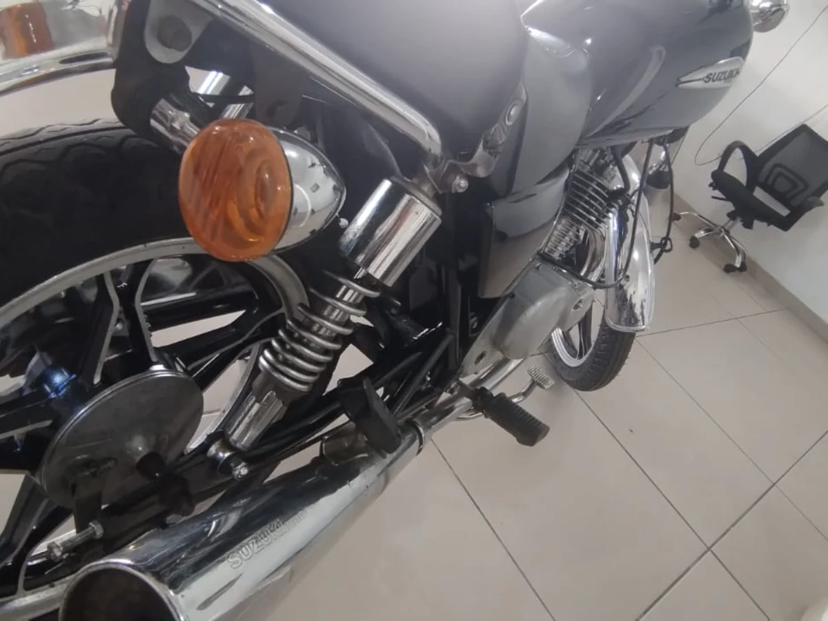 Suzuki Intrunder 2009
